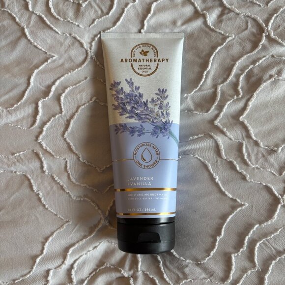 NWT Bath & Body Works Aromatherapy Lavender Vanilla Moisturizing Body Wash - Picture 2 of 5